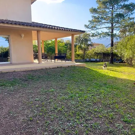 Vakantiehuis 72 M2 Centre-ville Avec Jardin