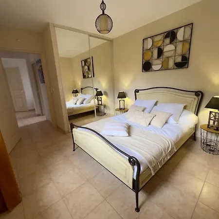 בית נופש 72 M2 Centre-ville Avec Jardin