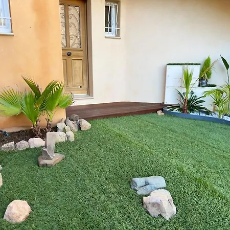 72 M2 Centre-ville Avec Jardin Semesterbostad *