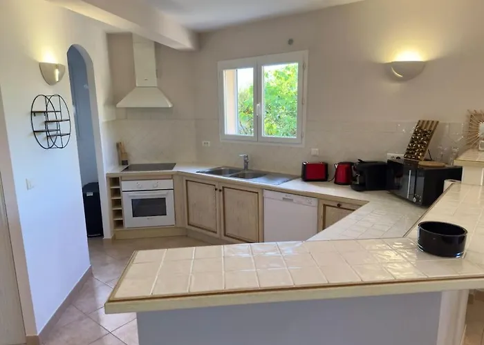 72 M2 Centre-ville Avec Jardin Semesterbostad *