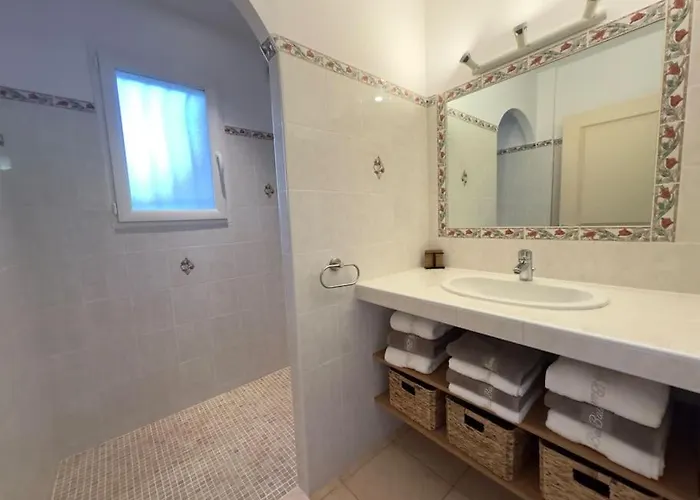 72 M2 Centre-ville Avec Jardin Porto-Vecchio (Corsica)
